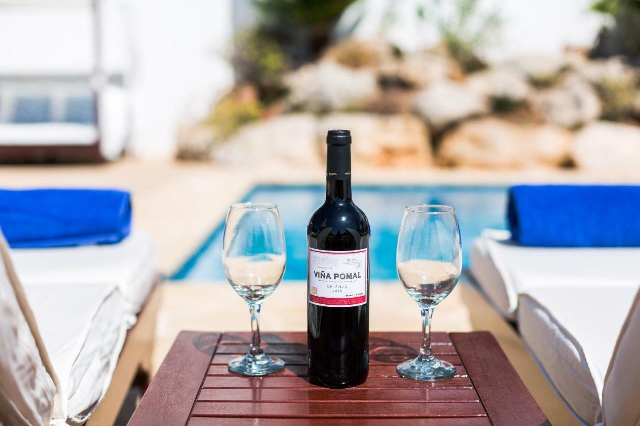 Villa Ca Na Vinya Cala Tarida  Bagian luar foto
