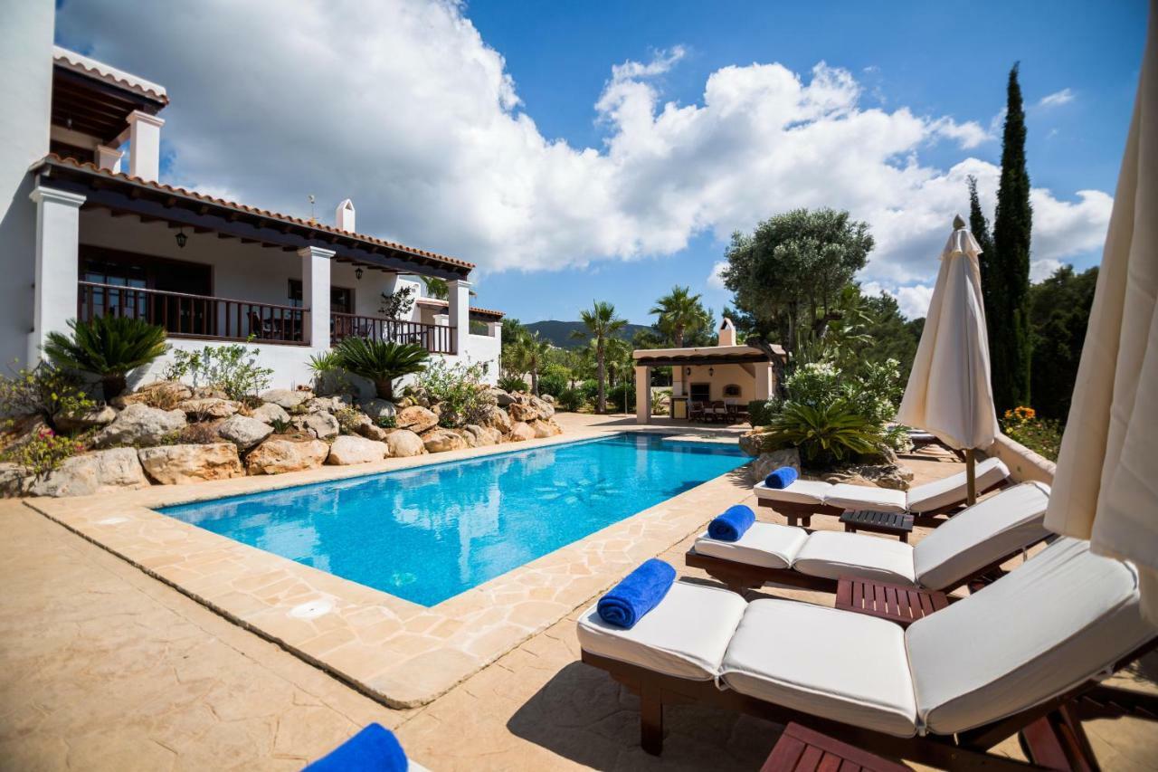 Villa Ca Na Vinya Cala Tarida  Bagian luar foto