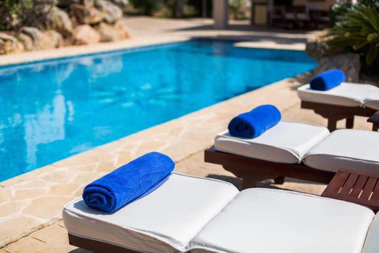 Villa Ca Na Vinya Cala Tarida  Bagian luar foto