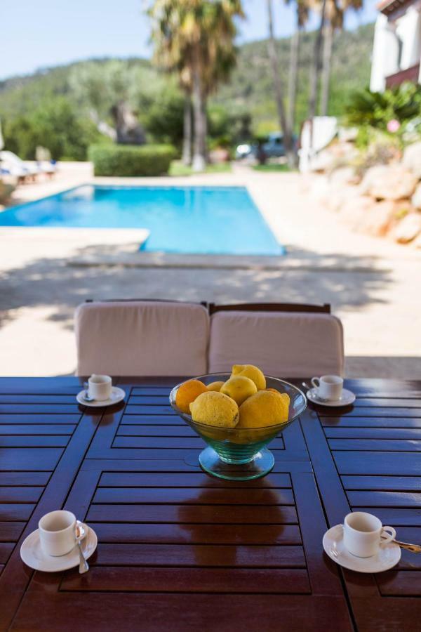 Villa Ca Na Vinya Cala Tarida  Bagian luar foto