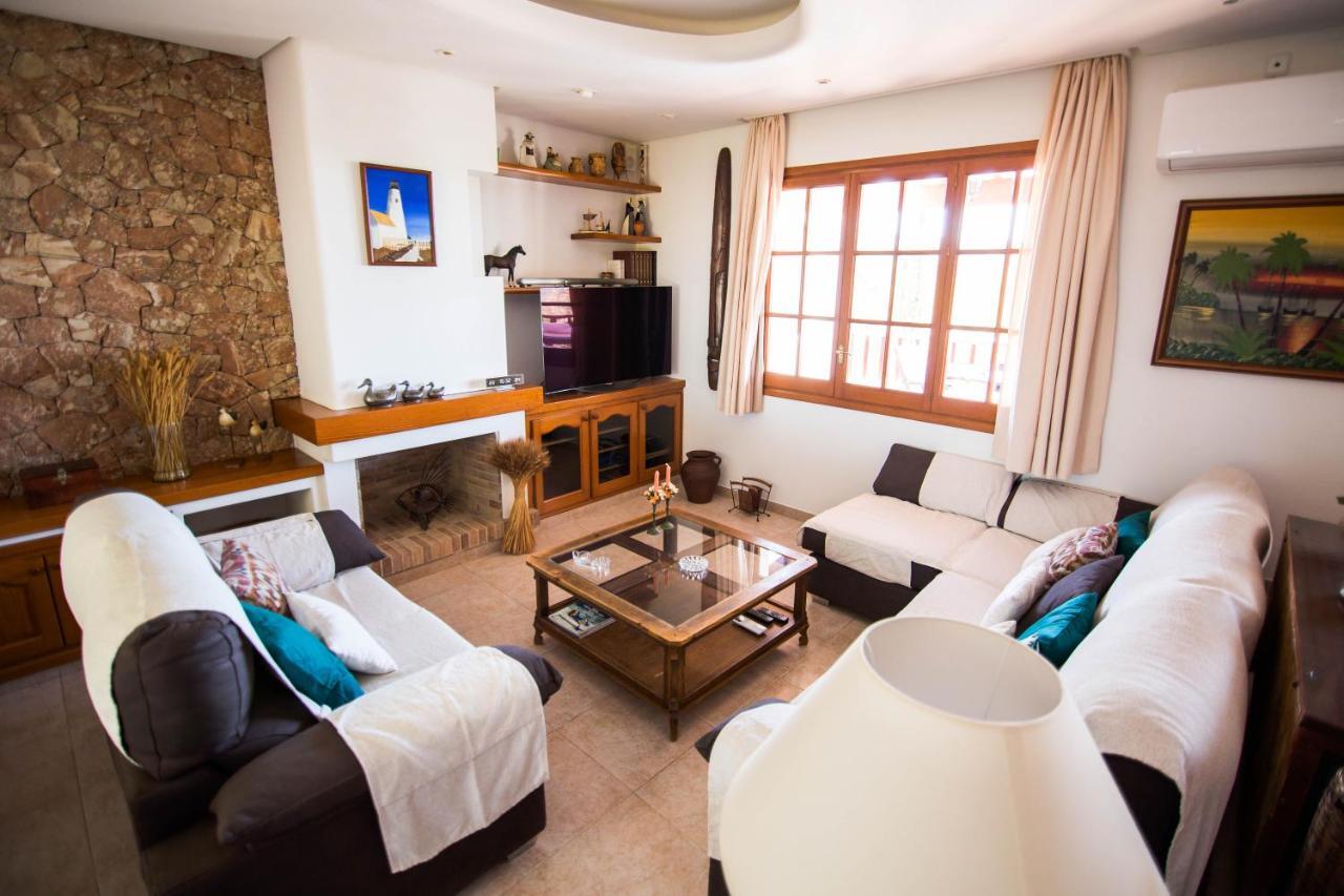 Villa Ca Na Vinya Cala Tarida  Bagian luar foto